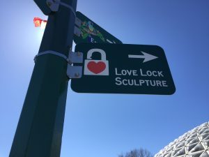 Love-Locks-Vancouver-Sign